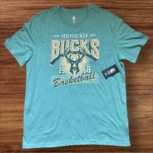 Milwaukee Bucks Men’s T-Shirt - XL - NWT